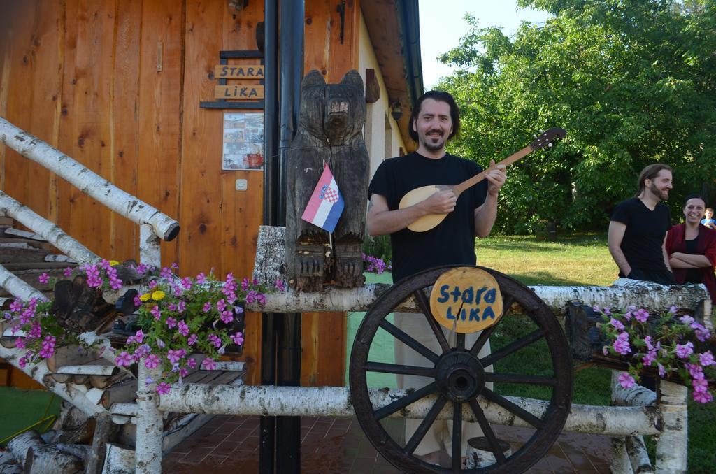 Holiday Home Stara Lika Perusic Dış mekan fotoğraf